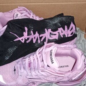 Balenciaga runner